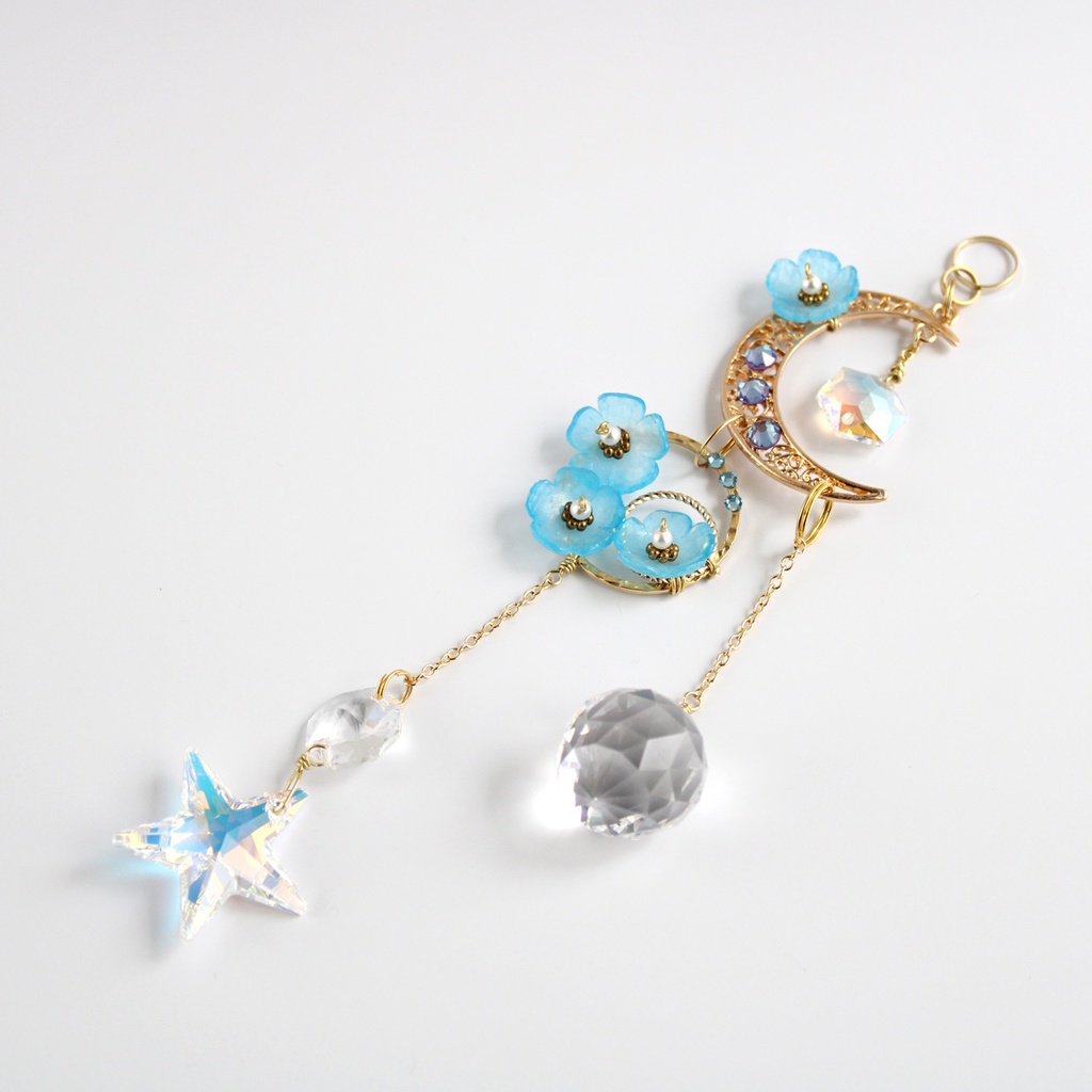 1点もの★月夜のネモフィラ サンキャッチャー全2種(希少高級クリスタル使用)