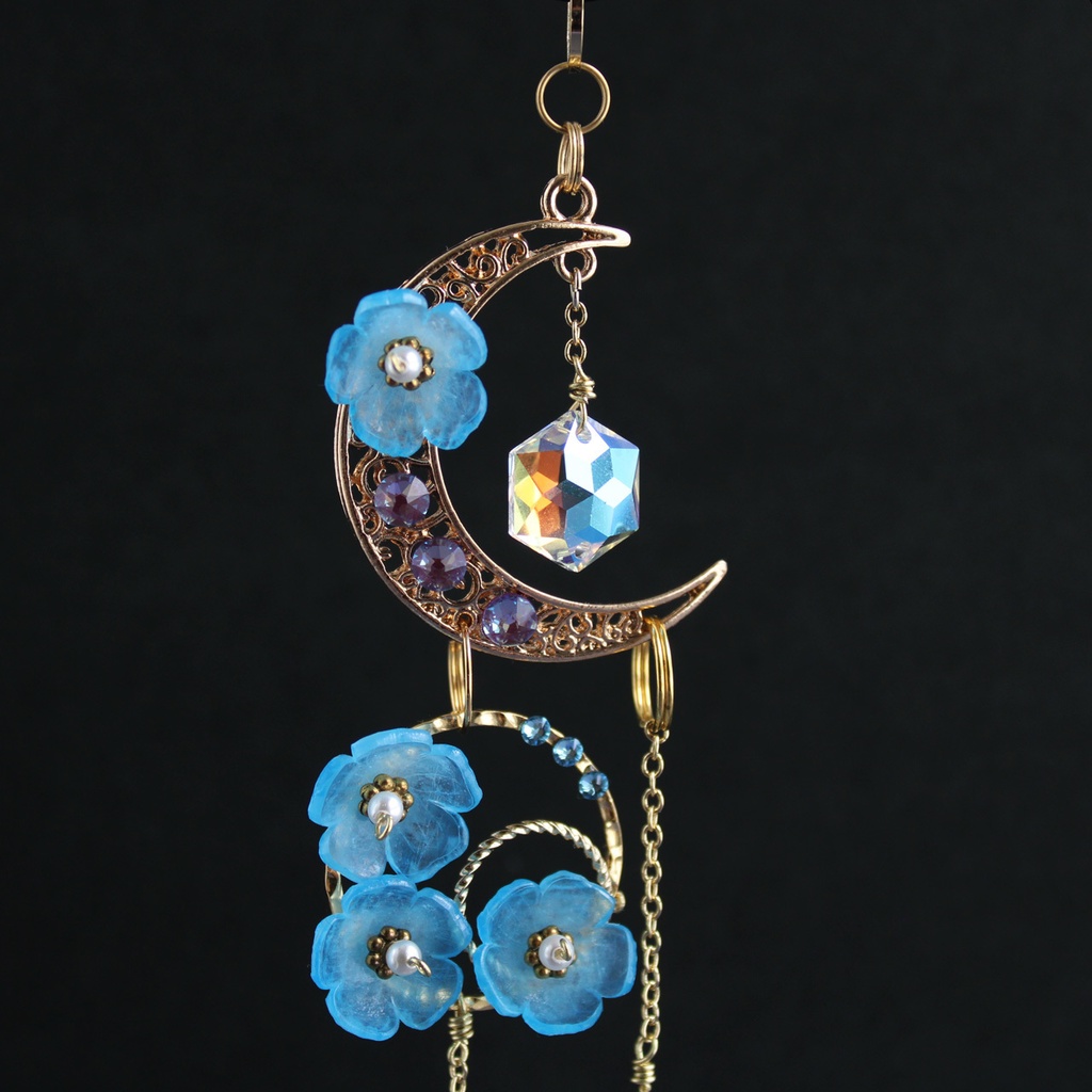 1点もの★月夜のネモフィラ サンキャッチャー全2種(希少高級クリスタル使用)