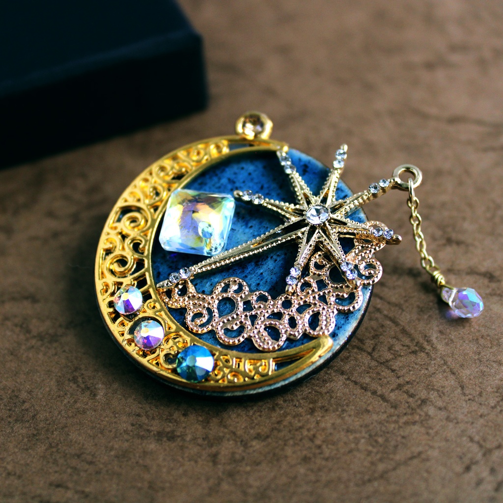 数量限定★星月夜のブローチ【高級クリスタル使用】