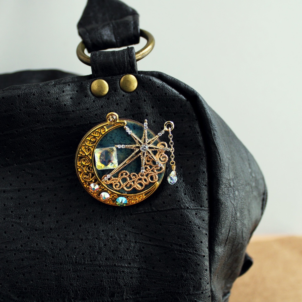 数量限定★星月夜のブローチ【高級クリスタル使用】