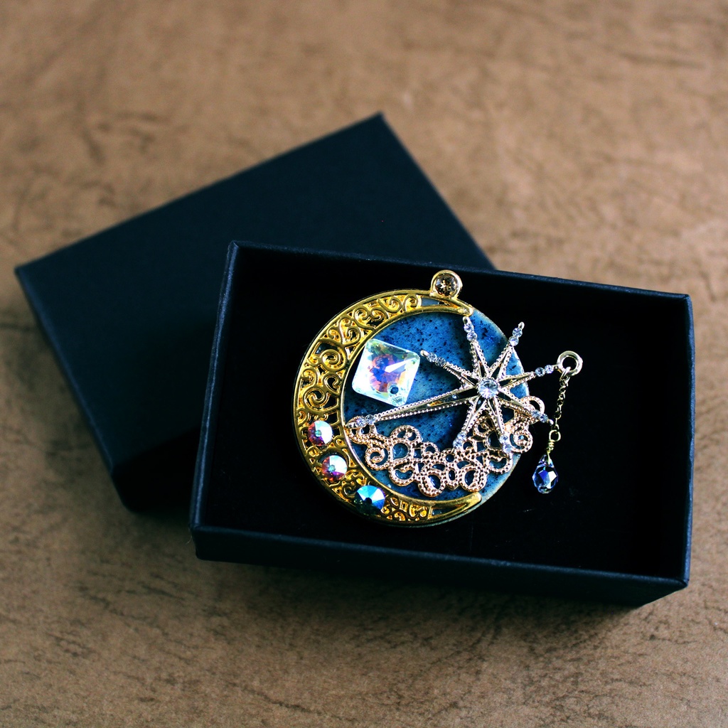 数量限定★星月夜のブローチ【高級クリスタル使用】