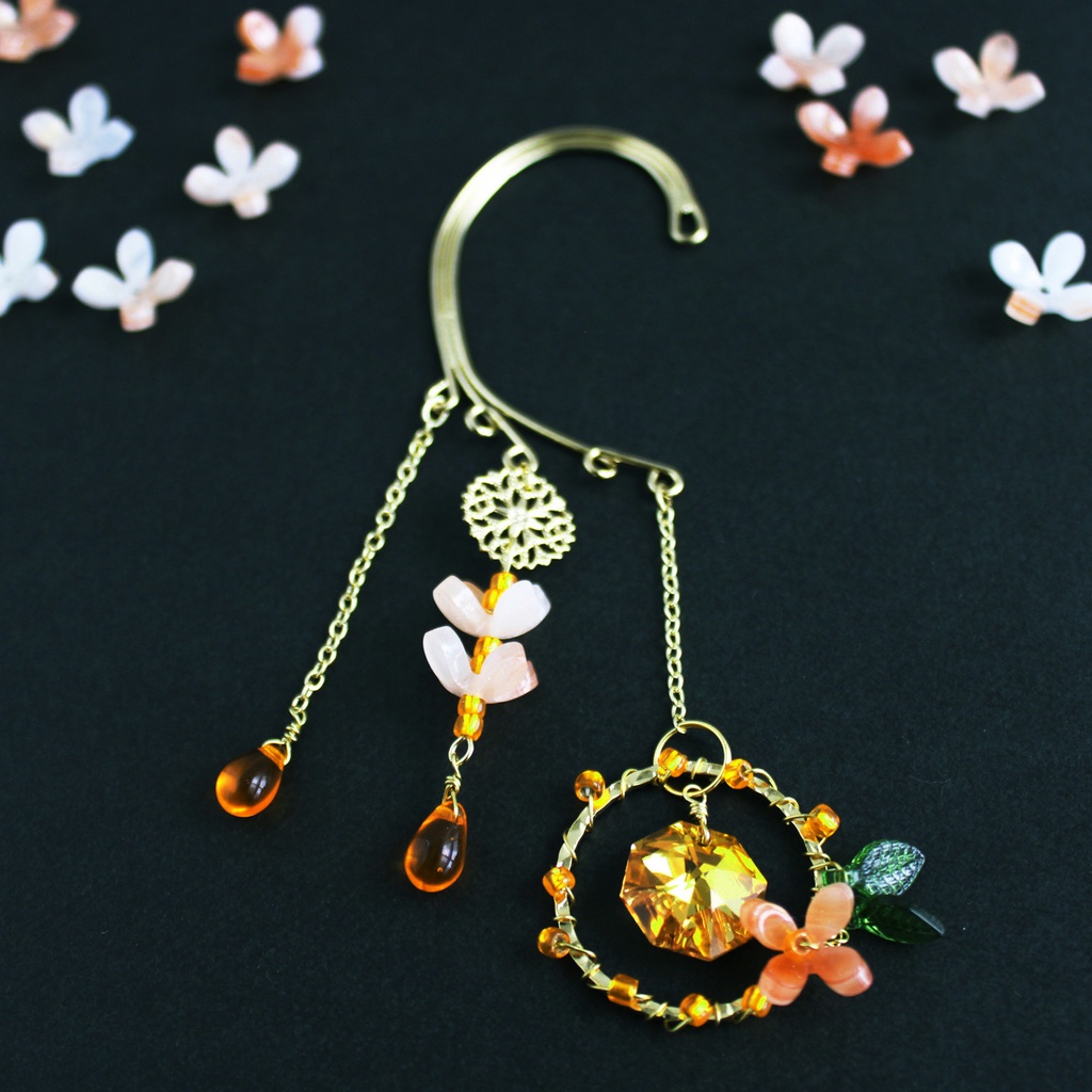 限定2点のみ★金木犀のイヤーフック(高級クリスタル使用)痛くない、落ちないイヤリング