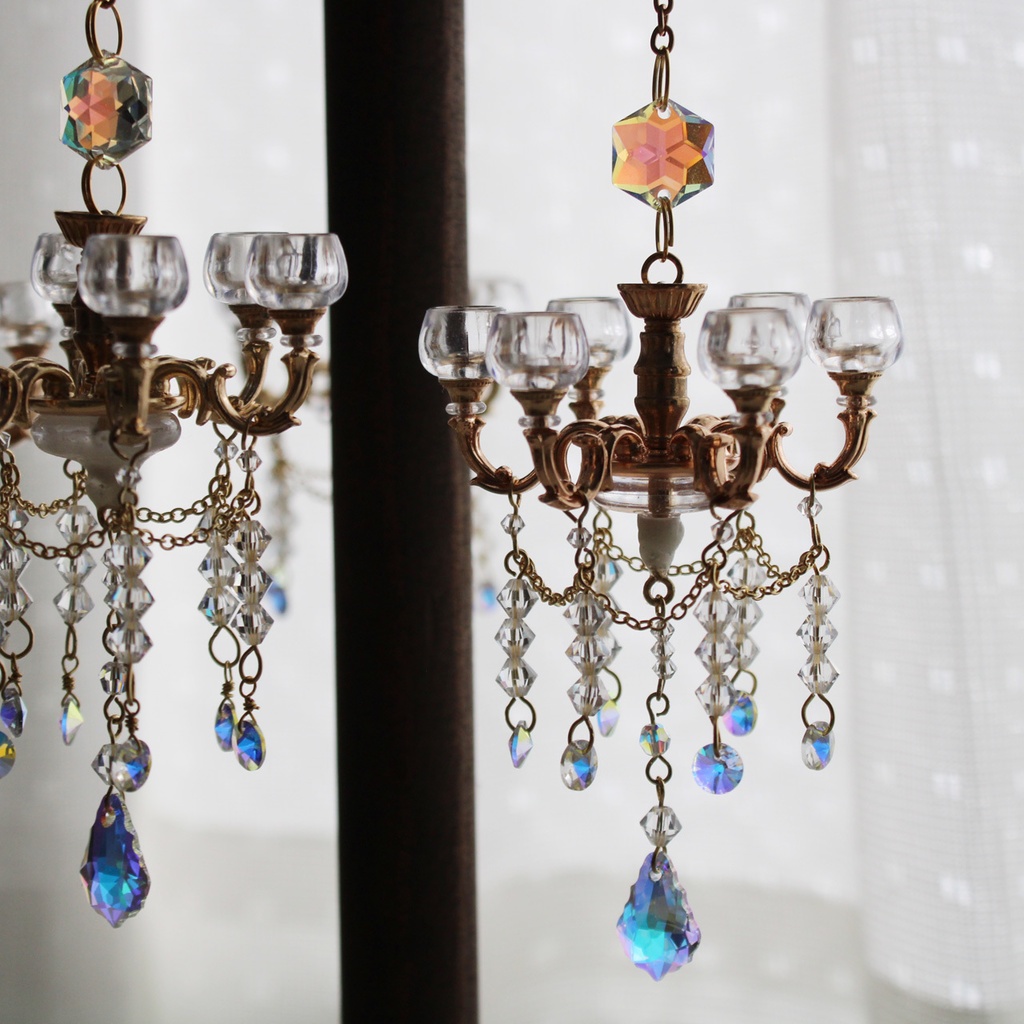 38個の高級クリスタルが輝く☆置き型にもドール用にも♪シャンデリアなミニサンキャッチャー(高級クリスタル使用)