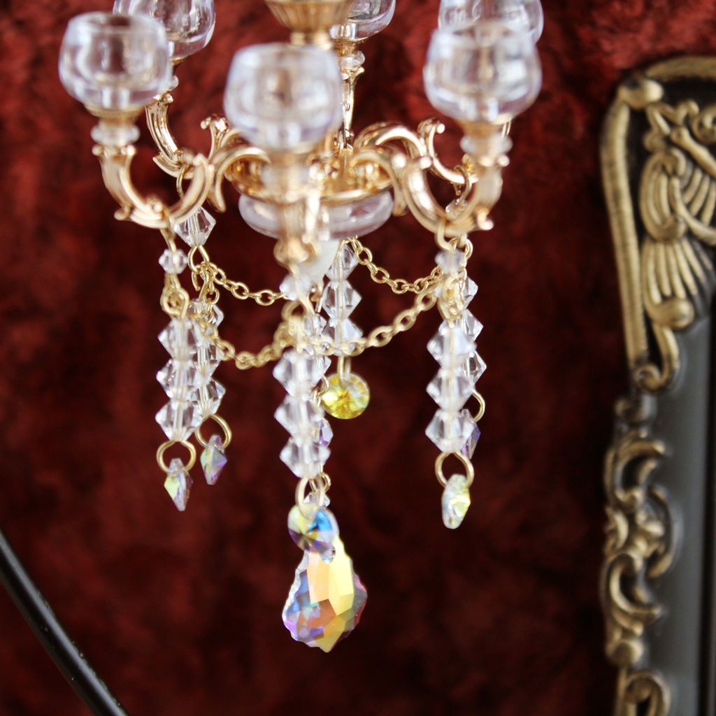 38個の高級クリスタルが輝く☆置き型にもドール用にも♪シャンデリアなミニサンキャッチャー(高級クリスタル使用)