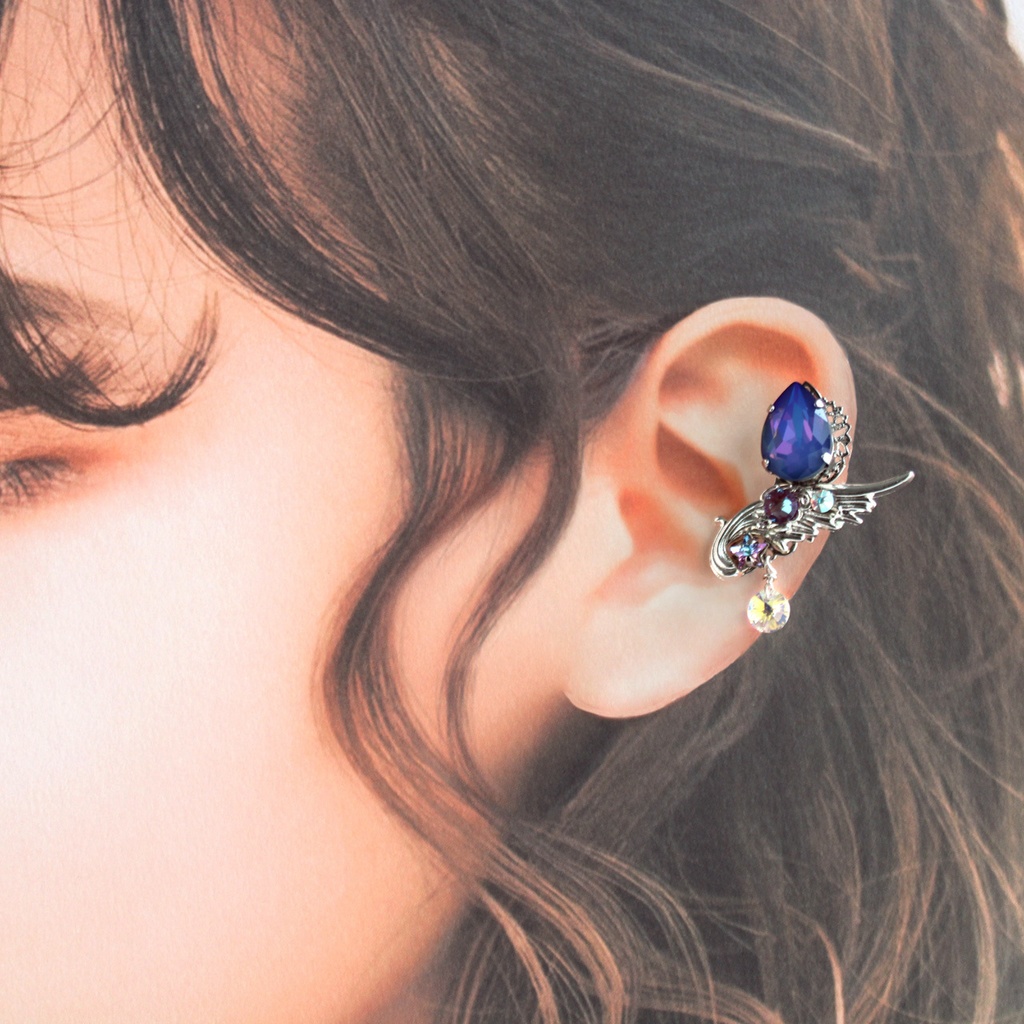 凛と幻想的に輝く☆ウィンターブロッサム~冬夜華のイヤーカフ ✴︎アレルギー対応&痛くないクリップ