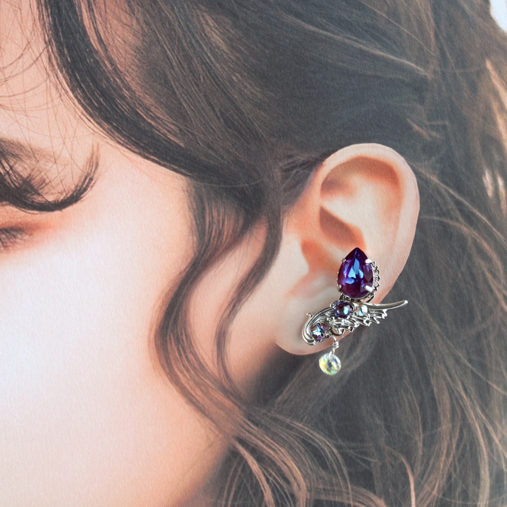 凛と幻想的に輝く☆ウィンターブロッサム~冬夜華のイヤーカフ ✴︎アレルギー対応&痛くないクリップ