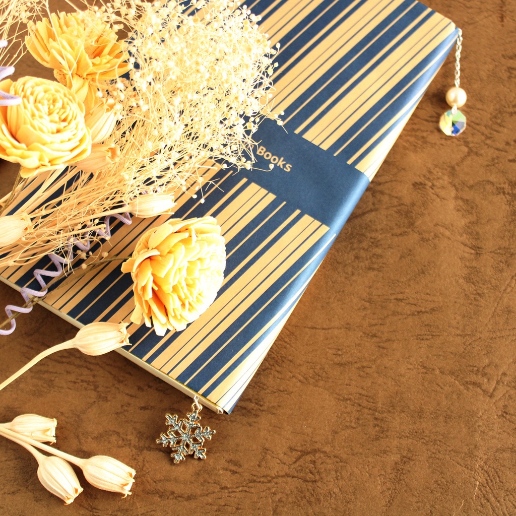 雪の結晶 チェーンブックマーカー(全2色)オーロラ・バミューダブルー