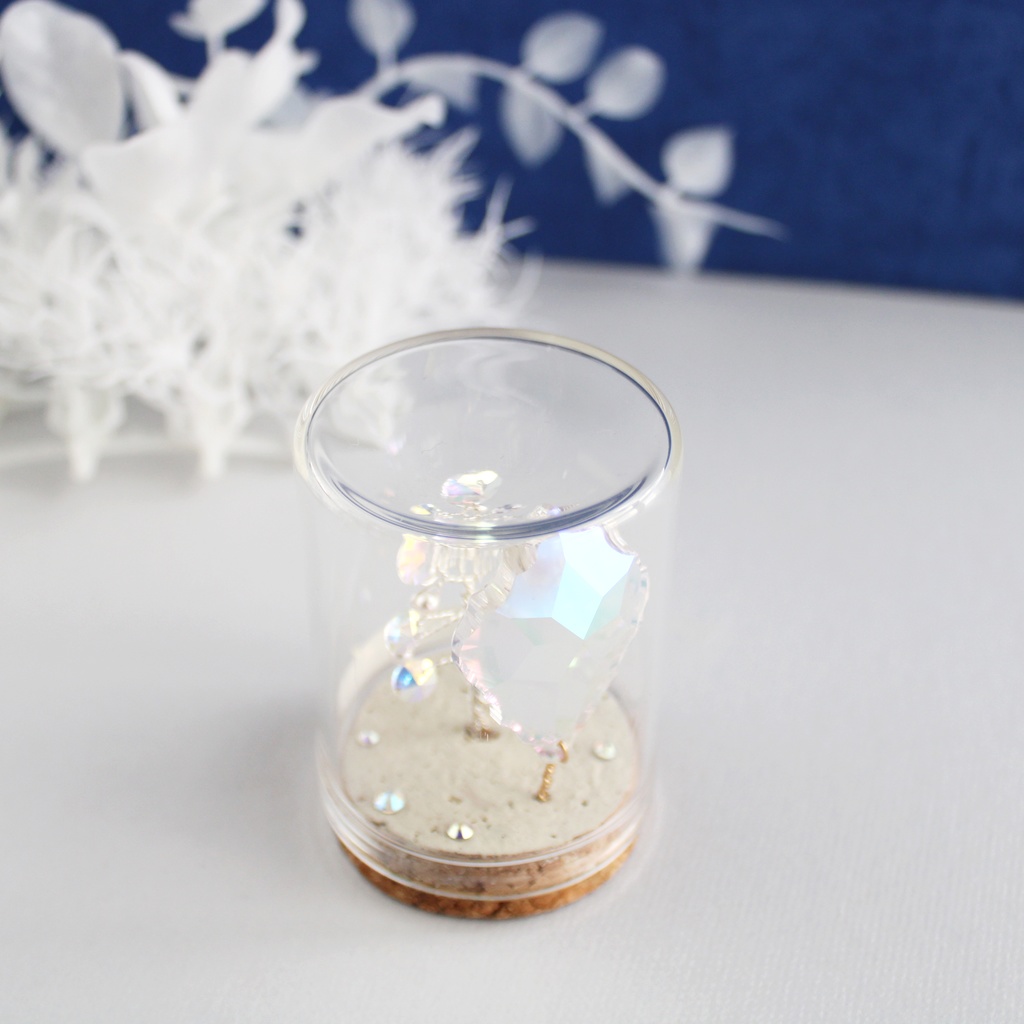 冬季限定✴︎希少クリスタル使用樹✴︎氷の置き型サンキャッチャー(ガラスドーム風)