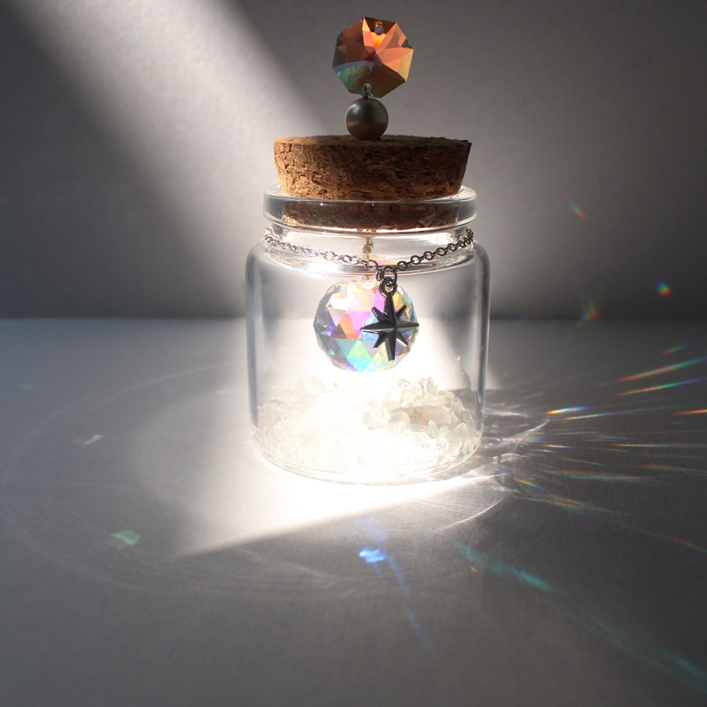 置き型★さざれ石とオーロラクリスタルの小瓶サンキャッチャー 全3色