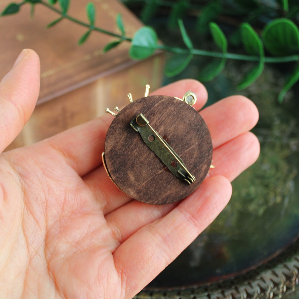 1点もの 燦耀のブローチ(金)【高級クリスタル使用】三日月 星 天体