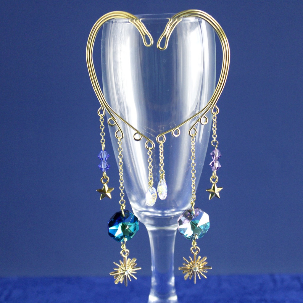 夜空を閉じ込めた耳飾り★星の円舞(ワルツ)イヤーフック(全2色) 痛くない 落ちない