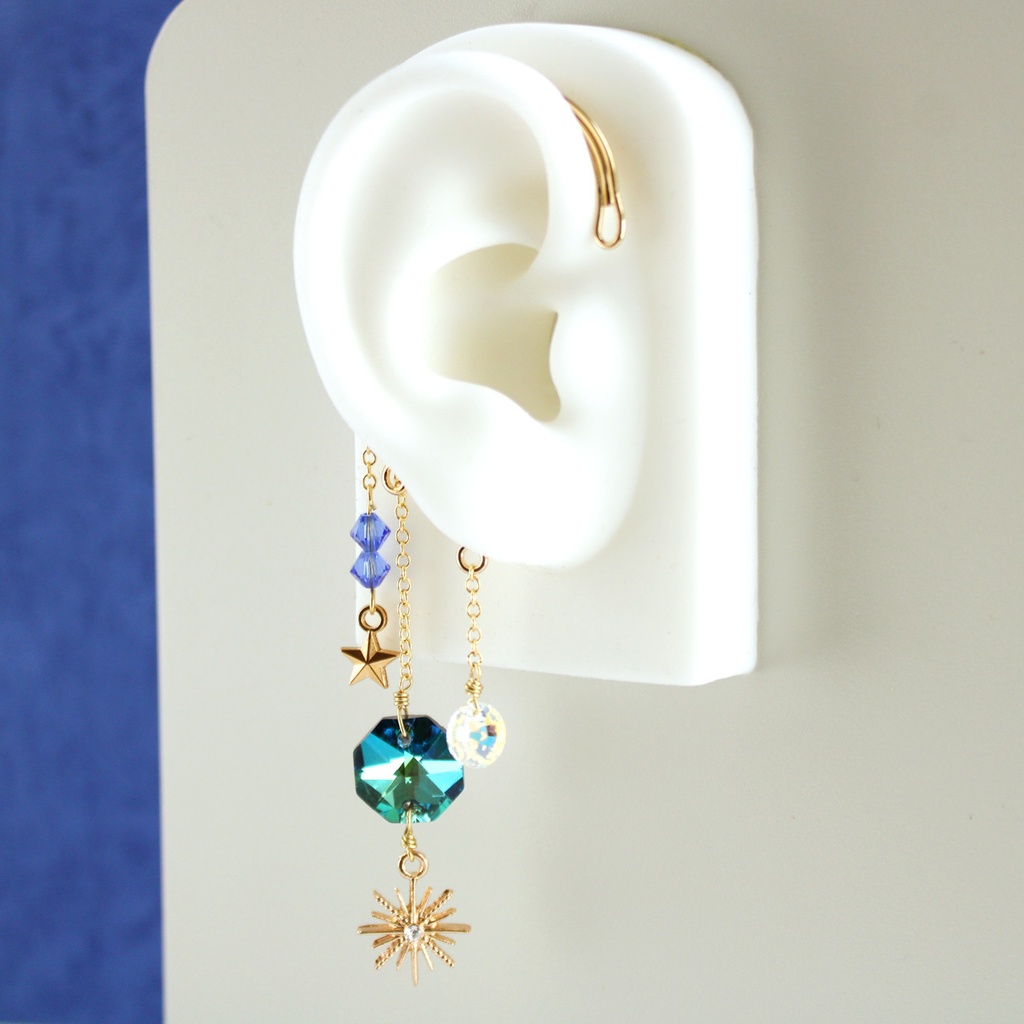 夜空を閉じ込めた耳飾り★星の円舞(ワルツ)イヤーフック(全2色) 痛くない 落ちない