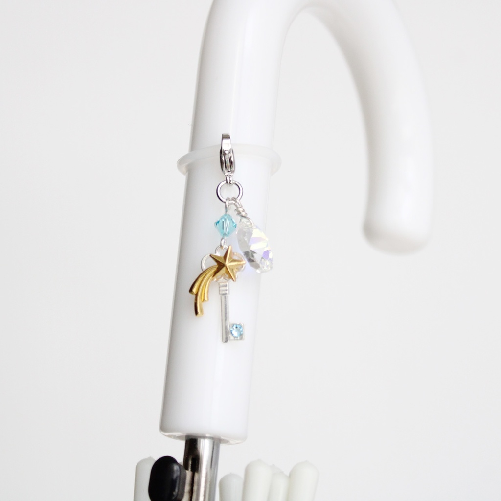 盗難防止に⭐︎チャームが外せる2Way☆星空の鍵アンブレラマーカー 全5色☆ 傘・ペットボトルの目印に