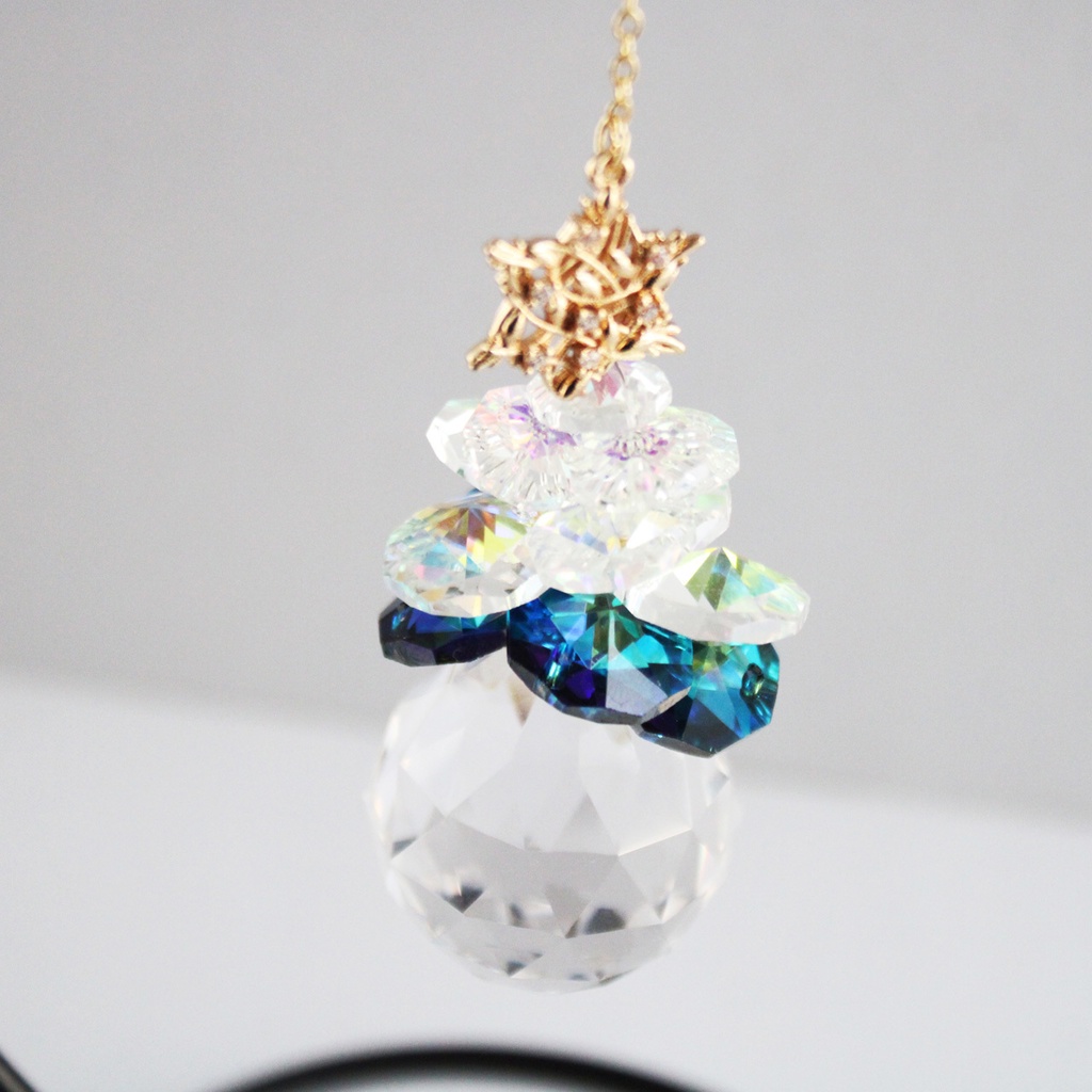 青いモミの木のサンキャッチャー(高品質クリスタル使用・受注制作)スタンド式 引越祝い クリスマス