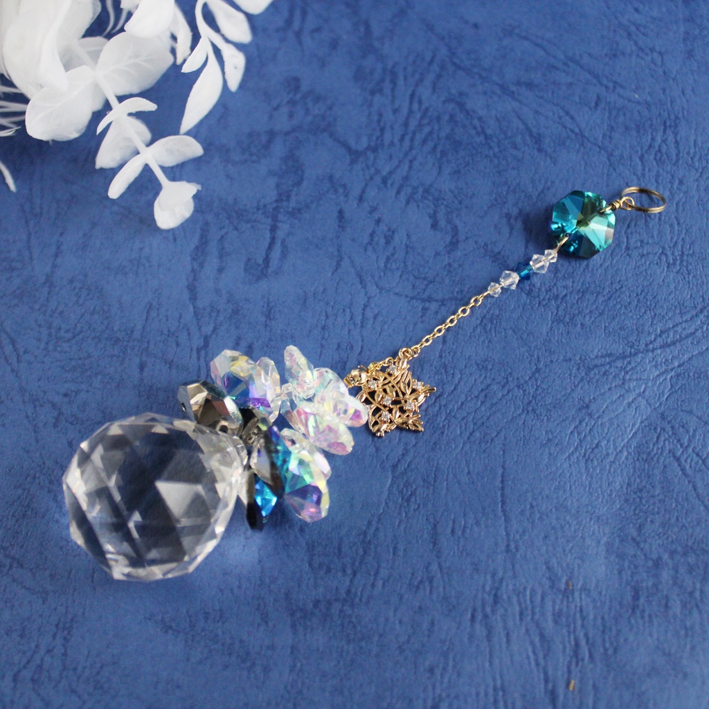 青いモミの木のサンキャッチャー(高品質クリスタル使用・受注制作)スタンド式 引越祝い クリスマス