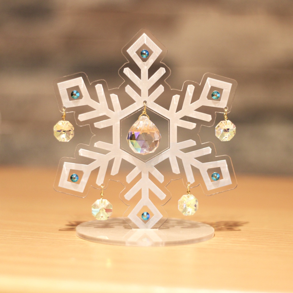 冬季限定★省スペースに飾れる♪置き型雪の結晶サンキャッチャー