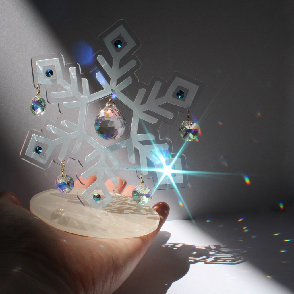 冬季限定★省スペースに飾れる♪置き型雪の結晶サンキャッチャー