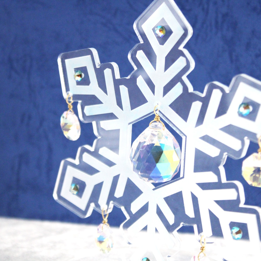 冬季限定★省スペースに飾れる♪置き型雪の結晶サンキャッチャー