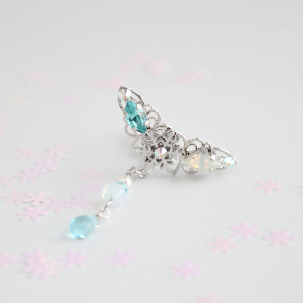 雪と氷のイヤーカフ(金銀)