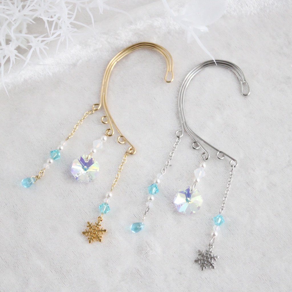 雪と氷のイヤーフック（金銀）