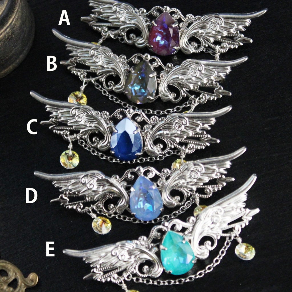 夜空の翼ブローチ(全5色)シルバー【高級クリスタル使用】
