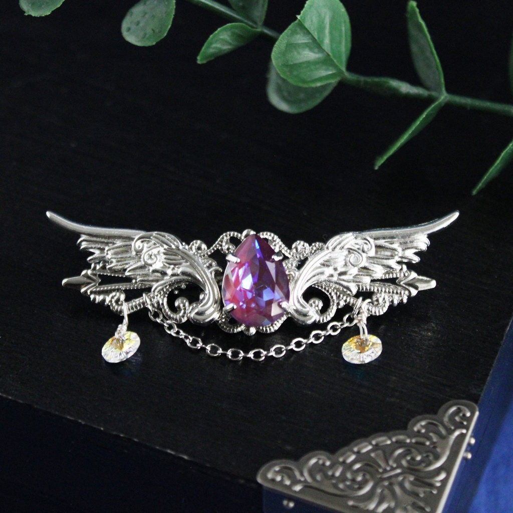 夜空の翼ブローチ(全5色)シルバー【高級クリスタル使用】