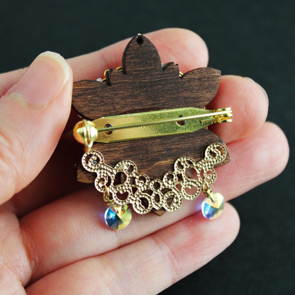 雪の華ブローチ(全5色)【高級クリスタル使用】