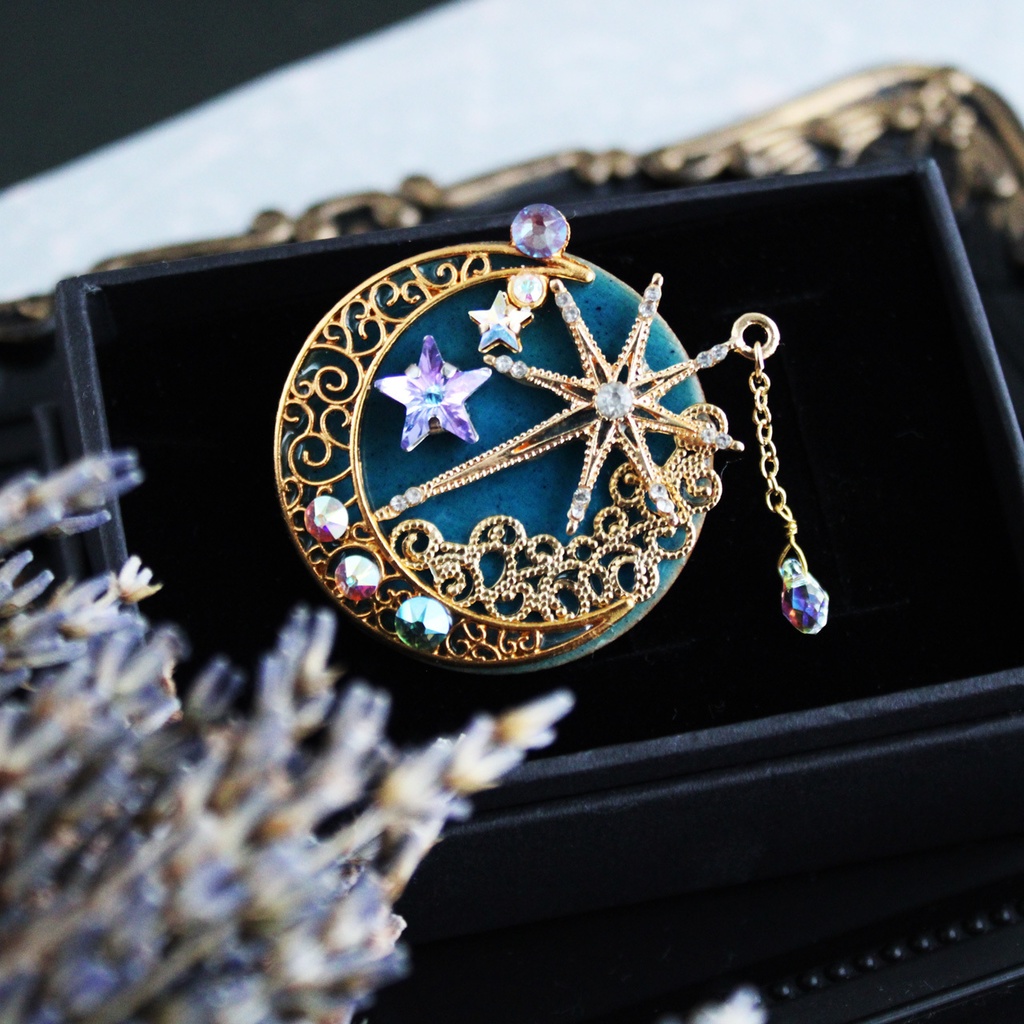 星月夜のブローチVer.2【希少高級クリスタル使用】