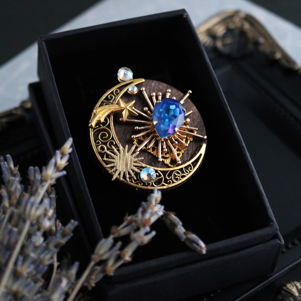 燦耀のブローチ Ver.3 全5色(金古美)一点もの【高級クリスタル使用】