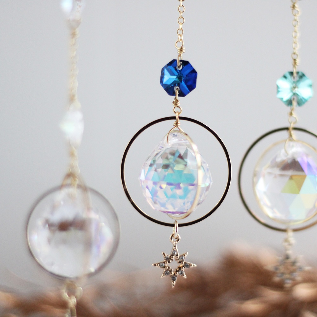 小さな惑星サンキャッチャー(全3色)飾りやすいミニサイズ |虹 窓辺インテリア 天体 宇宙