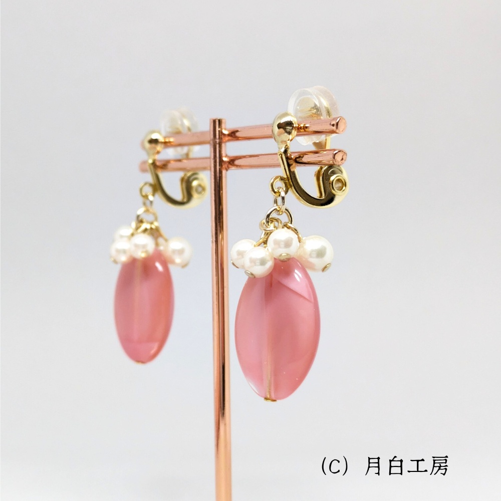 NO.74 【1点物】大人ピンク チェコビーズ【ピンク×クリアマーブル】とシルキーパール イヤリング