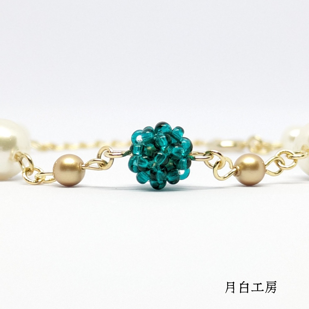 NO.106 【お試し価格】ビーズボールとシルキーパール クリスタルパール ブレスレット【ブルージルコン】