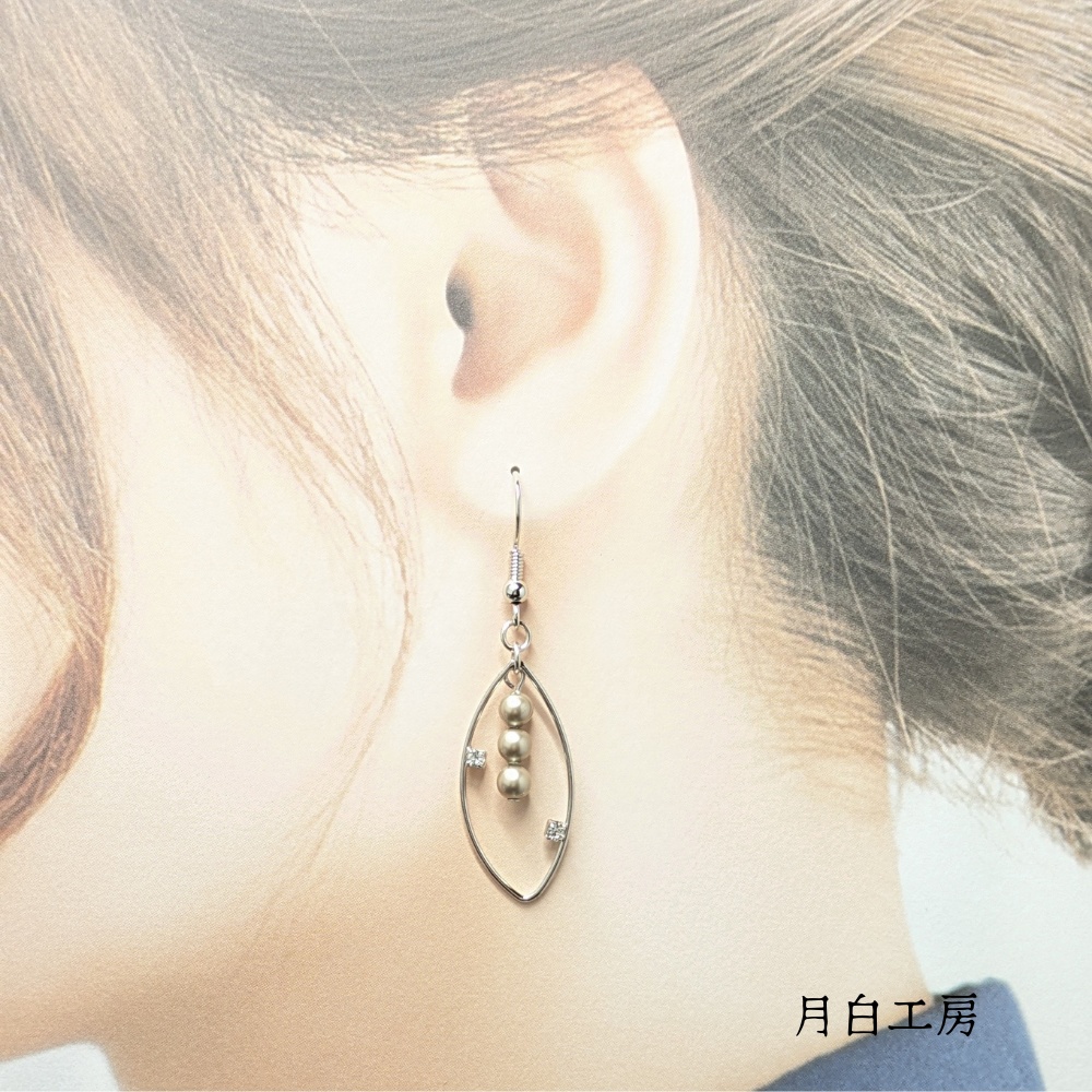 NO.137 【1点物】メタルリング マーキス クリスタルパール ピアス