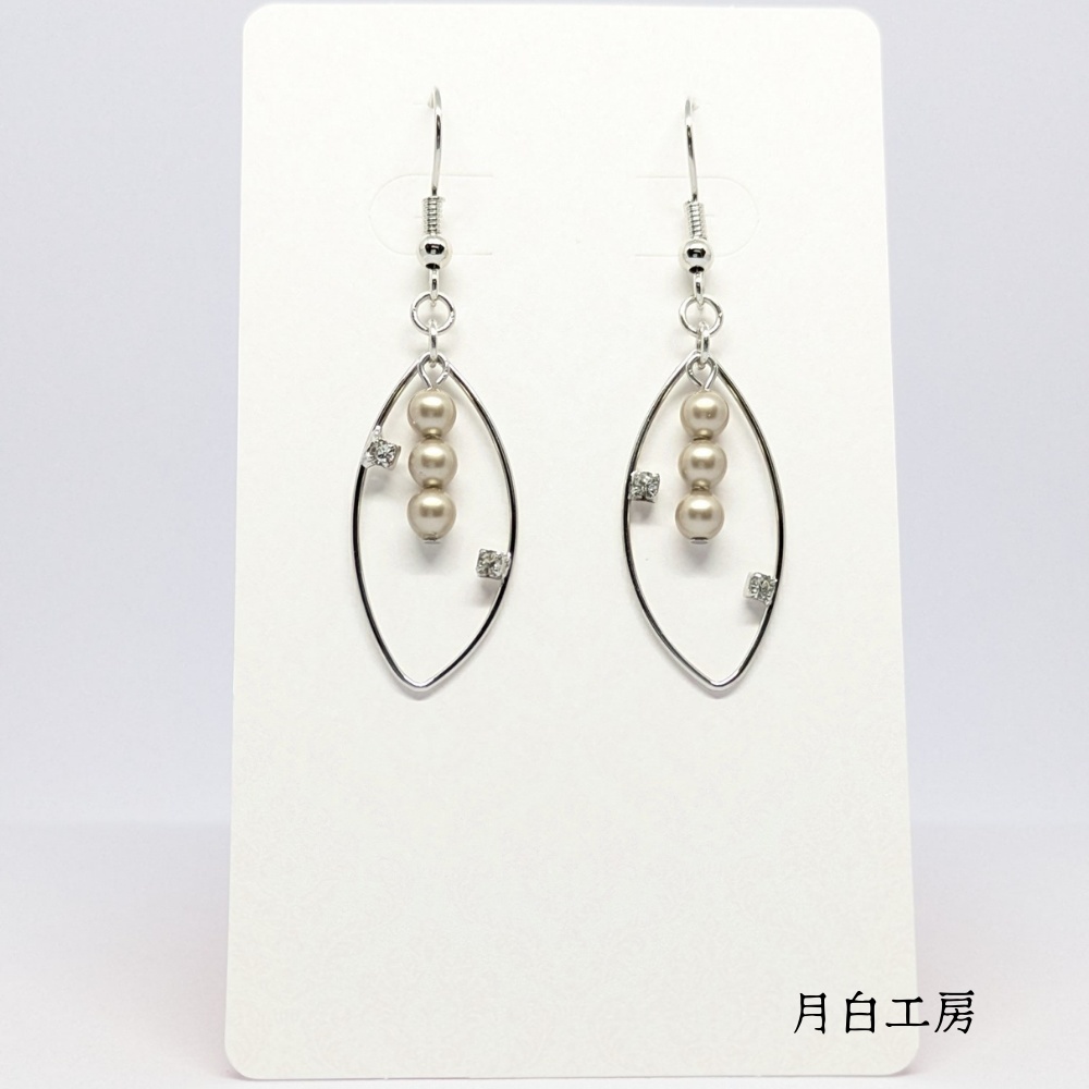 NO.137 【1点物】メタルリング マーキス クリスタルパール ピアス