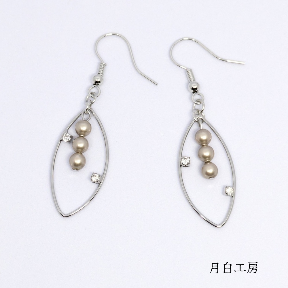 NO.137 【1点物】メタルリング マーキス クリスタルパール ピアス