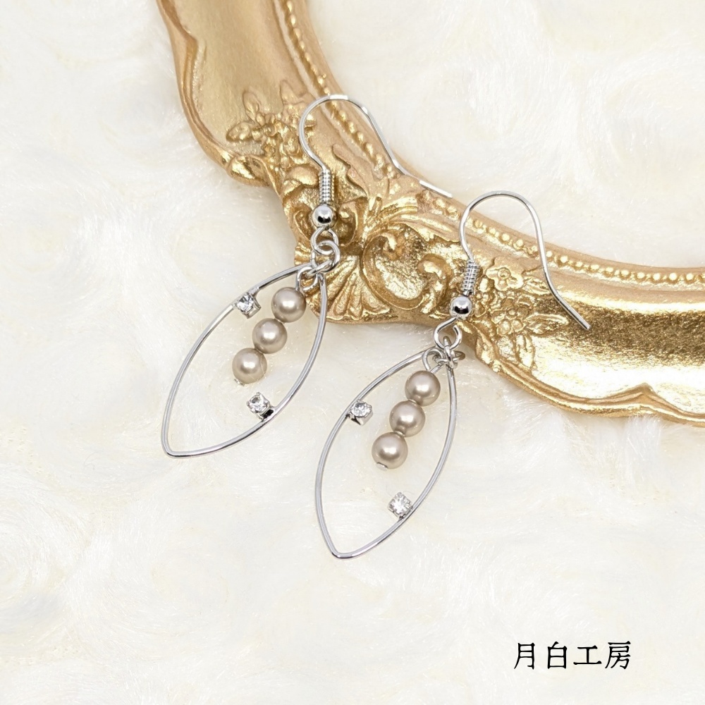 NO.137　【1点物】メタルリング　マーキス　クリスタルパール　ピアス