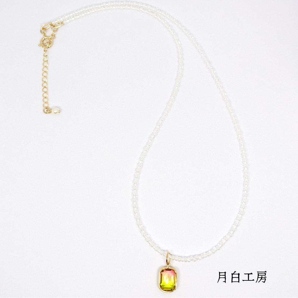 NO.145 【数量限定】ビーズネックレス【パールホワイト×クリア】ペンダントトップ イエロー×ピンク