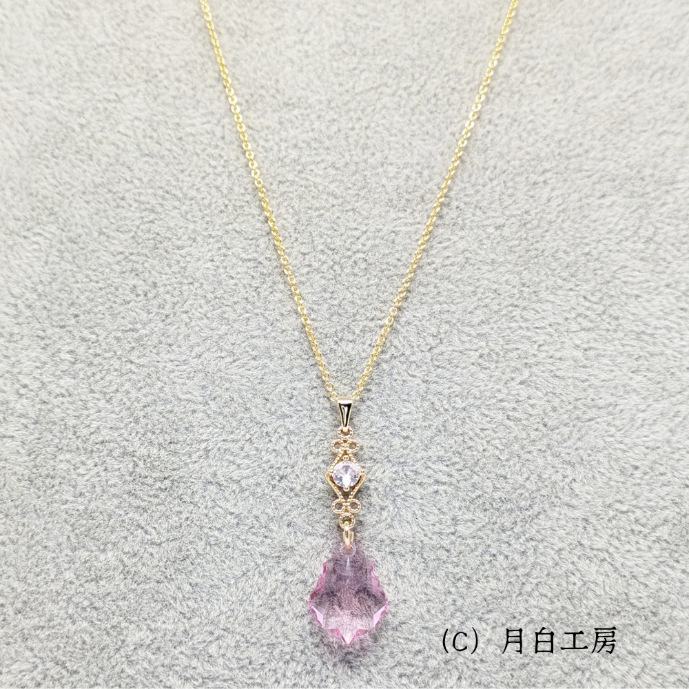 NO.43 【1点物】クリスタルガラス ライトローズのネックレス