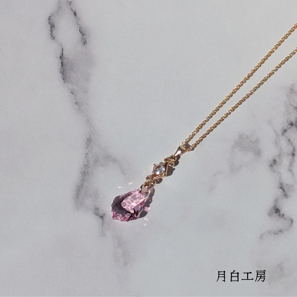 NO.43 【1点物】クリスタルガラス ライトローズのネックレス