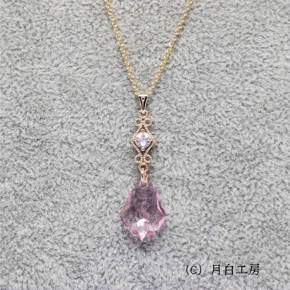 NO.43 【1点物】クリスタルガラス ライトローズのネックレス