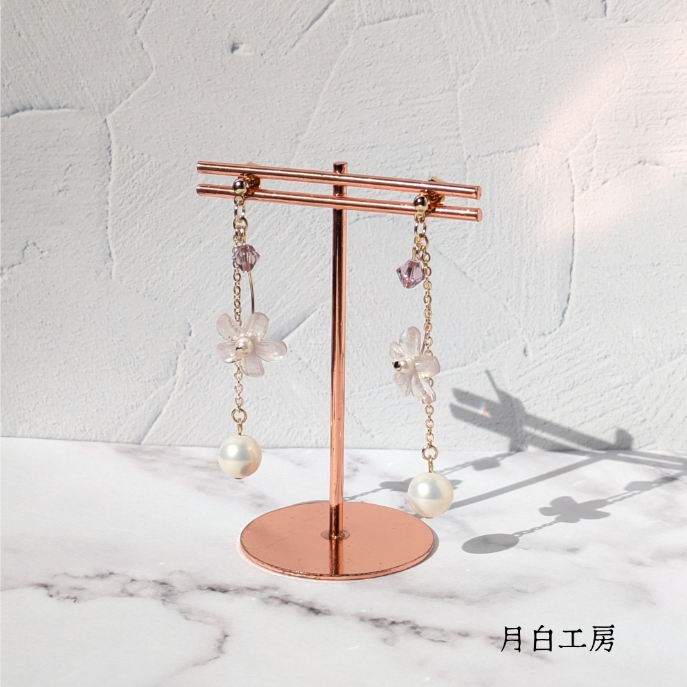 NO.155 【数量限定】お花 シルキーパール クリスタルガラス ライトアメジスト ピアス