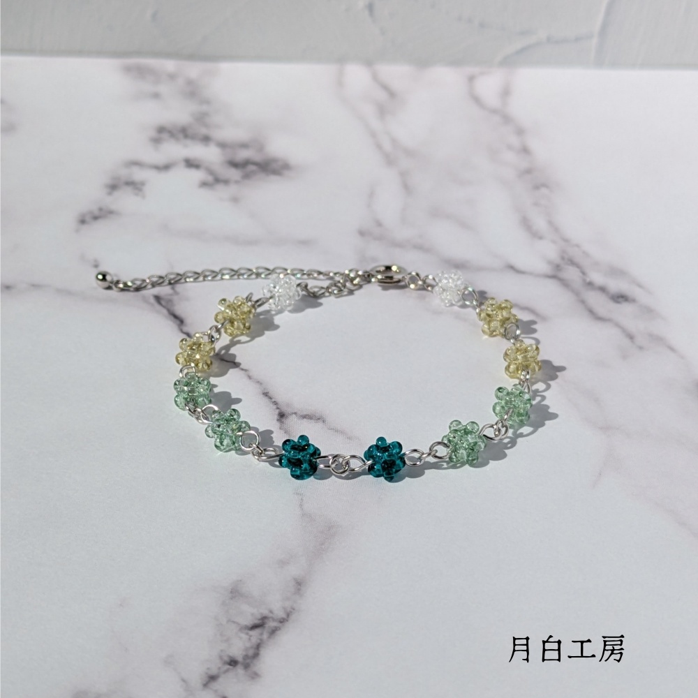 NO.157 小さなビーズボールのブレスレット【グリーン】