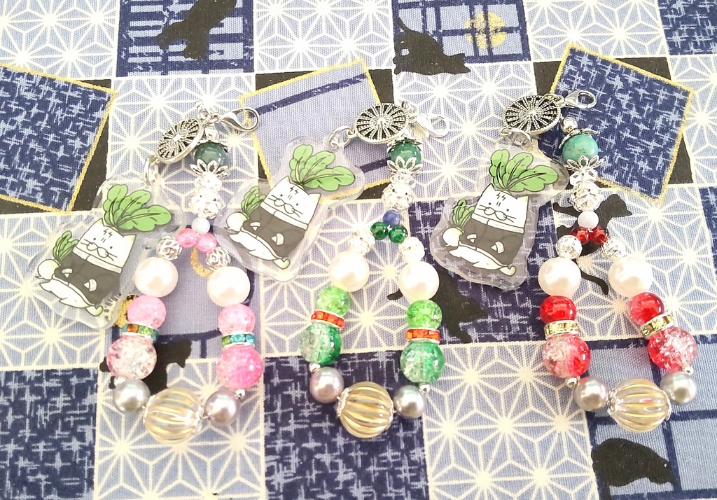 アクリルビーズチャーム「たけねこ」