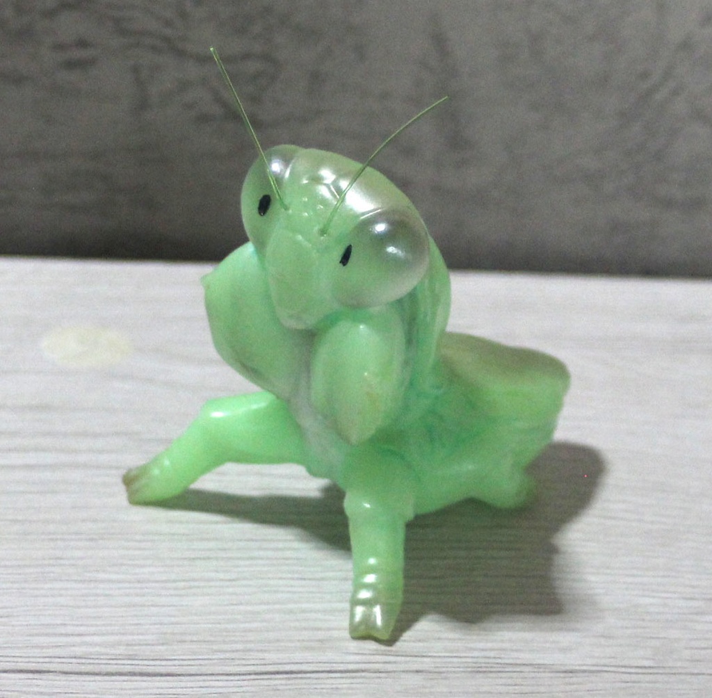 カマキリ ソフビ (蓄光グリーン)
