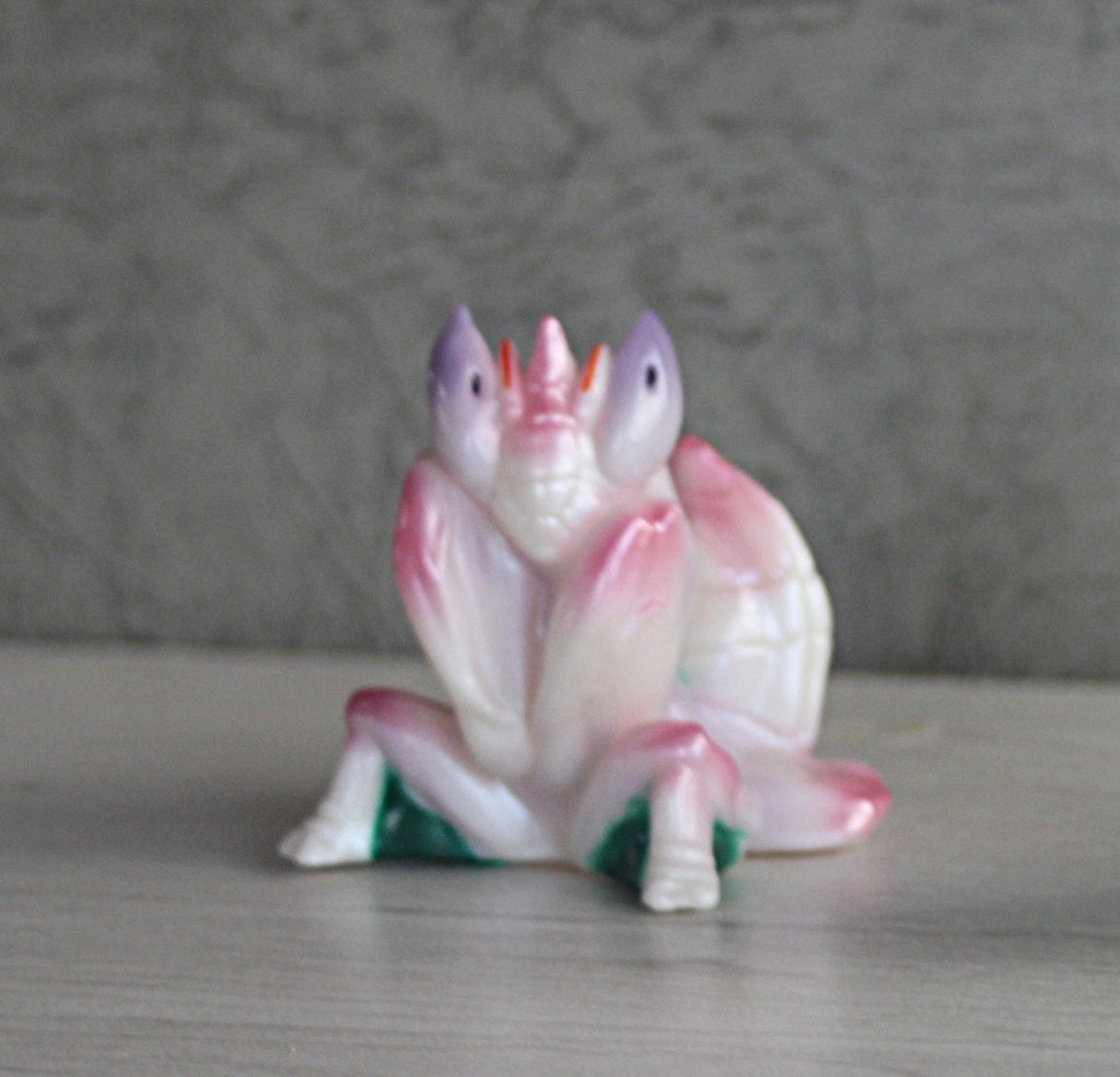 ソフビ指人形　ハナカマキリ　(パールホワイト成型)