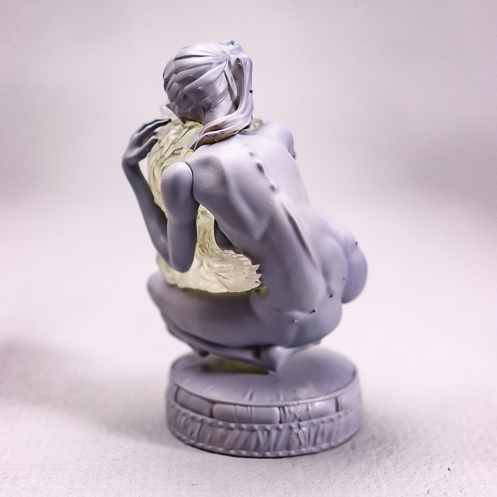 Hold you back / STATUE (未塗装未組み立てガレージキット)