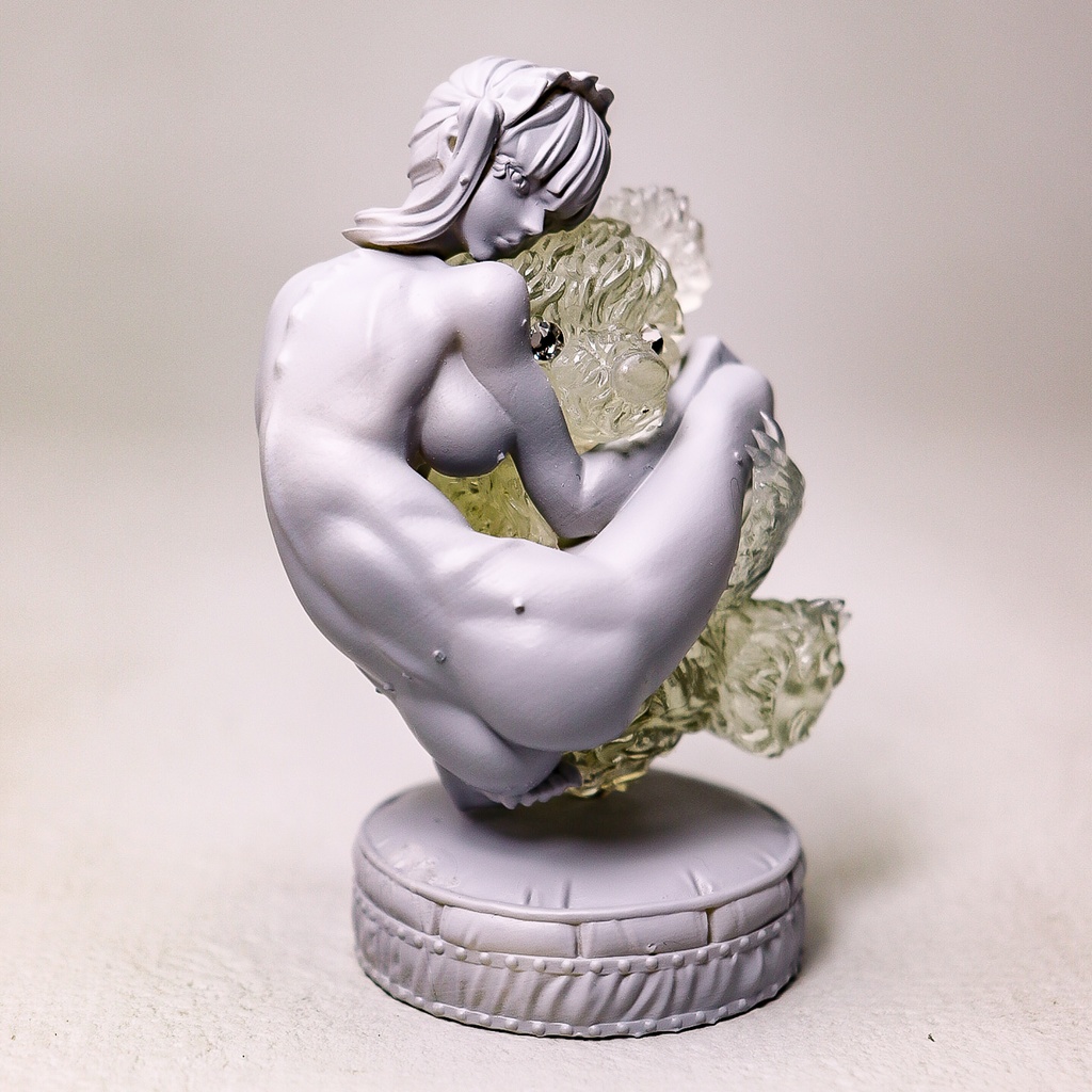 Hold you back / STATUE (未塗装未組み立てガレージキット)