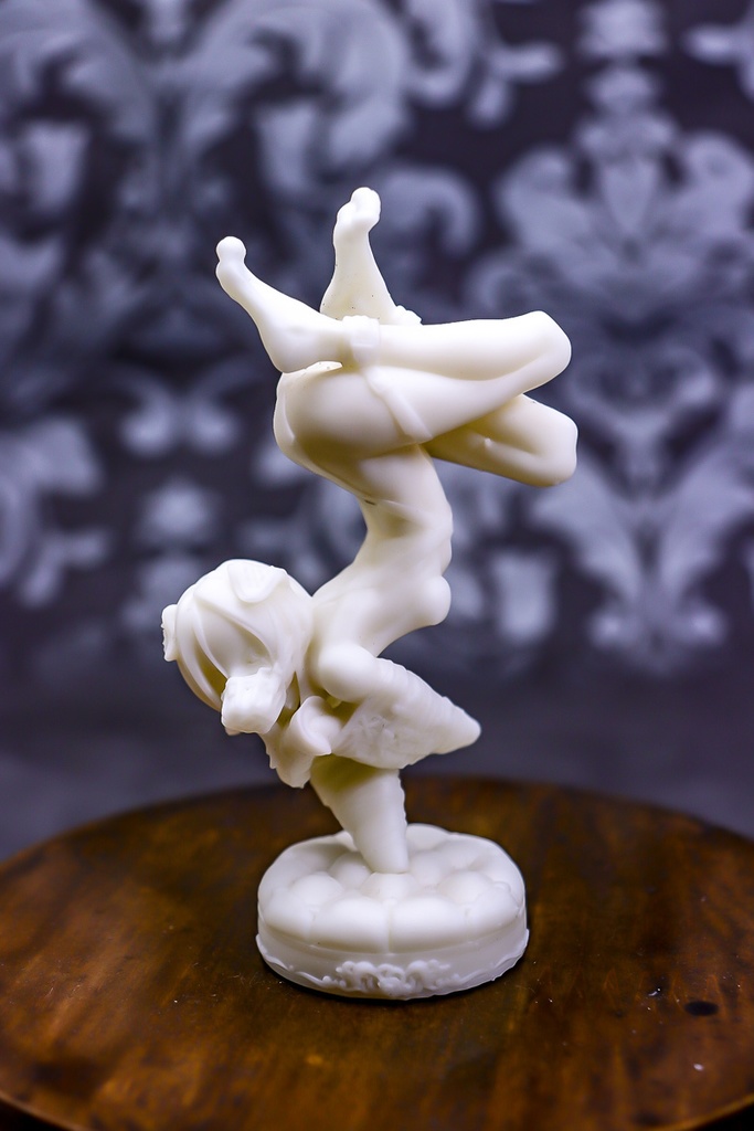 A little quiet, dog girl / STATUE (未塗装未組み立てガレージキット)