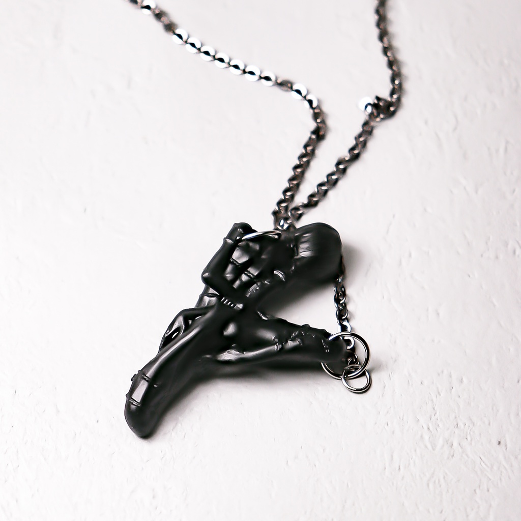 Unleash your repressed passion "BLACK" / PENDANT