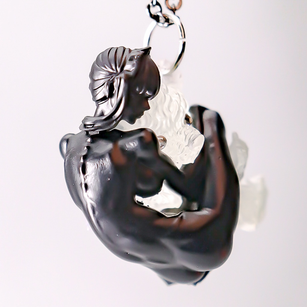 Hold you back "BLACK" / PENDANT